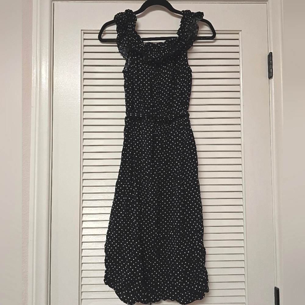 Who What Wear - Black & White Polka-Dot Ruffle Sleeveless Dress With Waist Tie